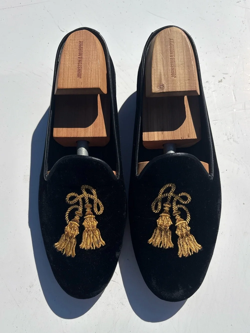 Vintage - House of ZALO Women’s Black  with Gold Velvet Smoking Loafers, 10 - Picture 3 of 8